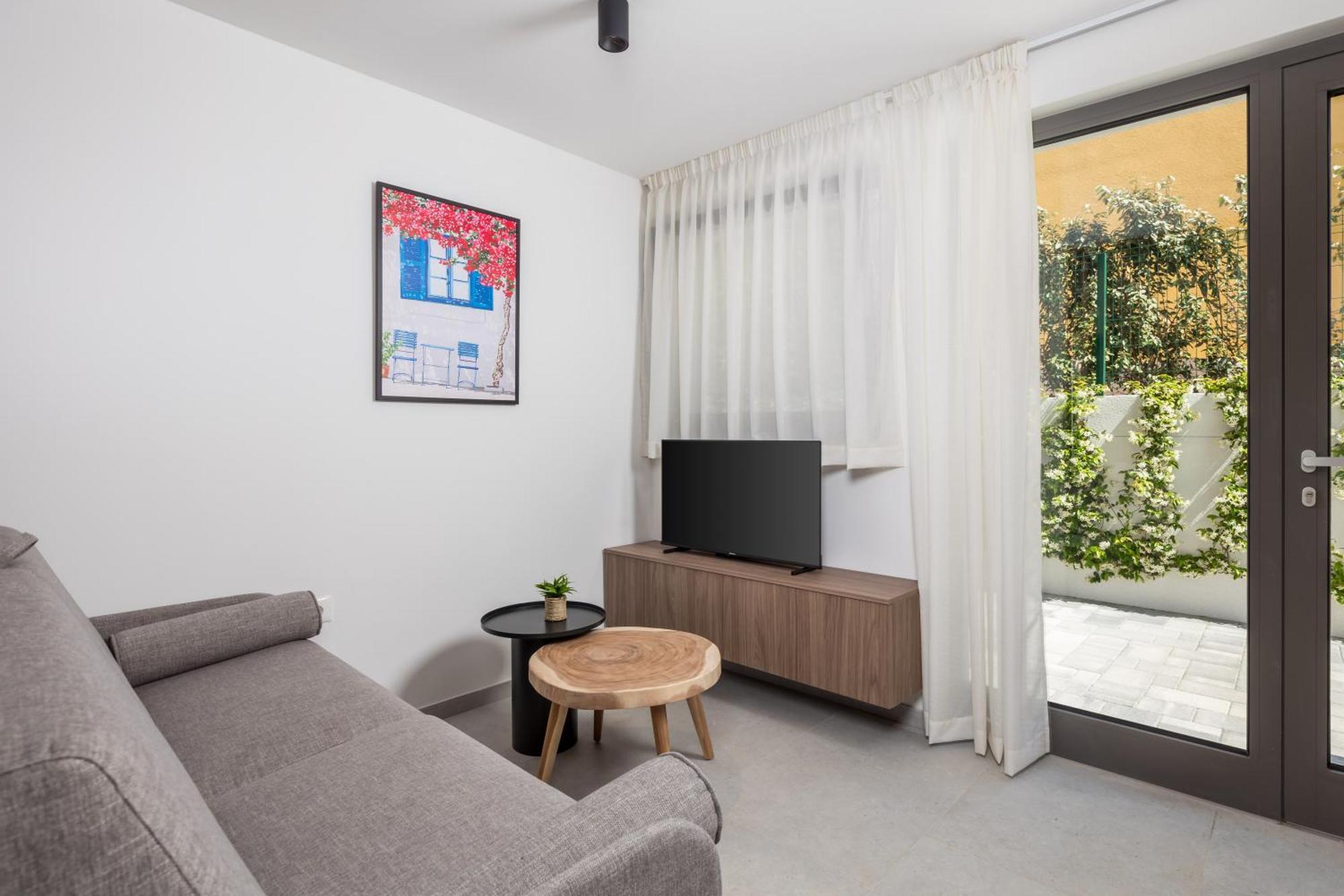 Apartmani Vila Mara M 1 Heated Pool Omišalj Exterior foto